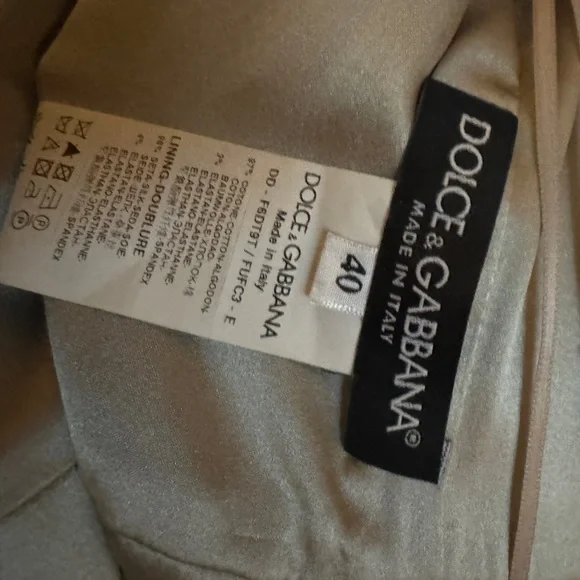 Dolce & Gabbana Midi Dress in Cream with Cap Sleeves - Picture 10 of 11